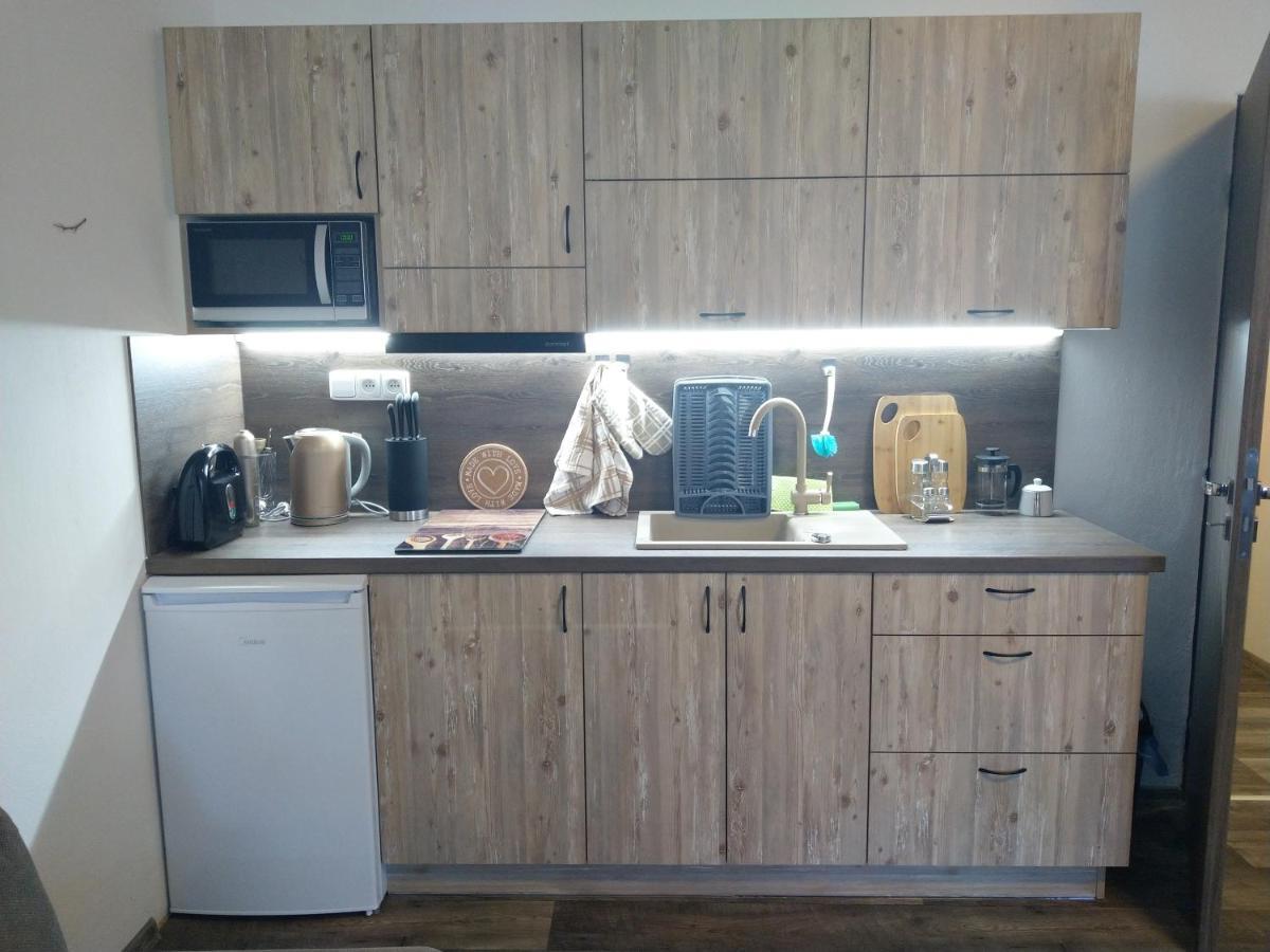 Apartmany Nezarka A Privatni Wellness 因德日赫城堡 外观 照片