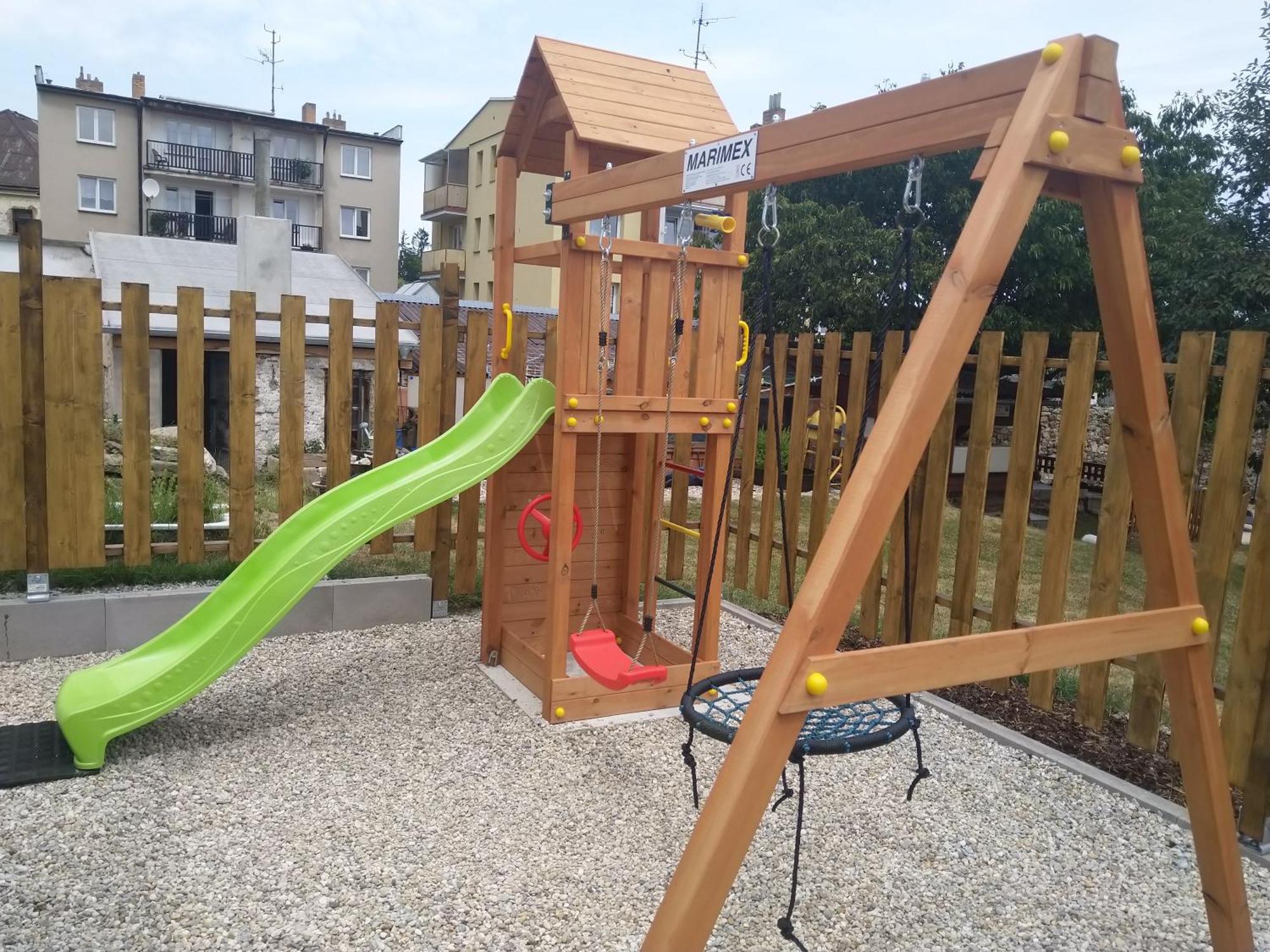 Apartmany Nezarka A Privatni Wellness 因德日赫城堡 外观 照片